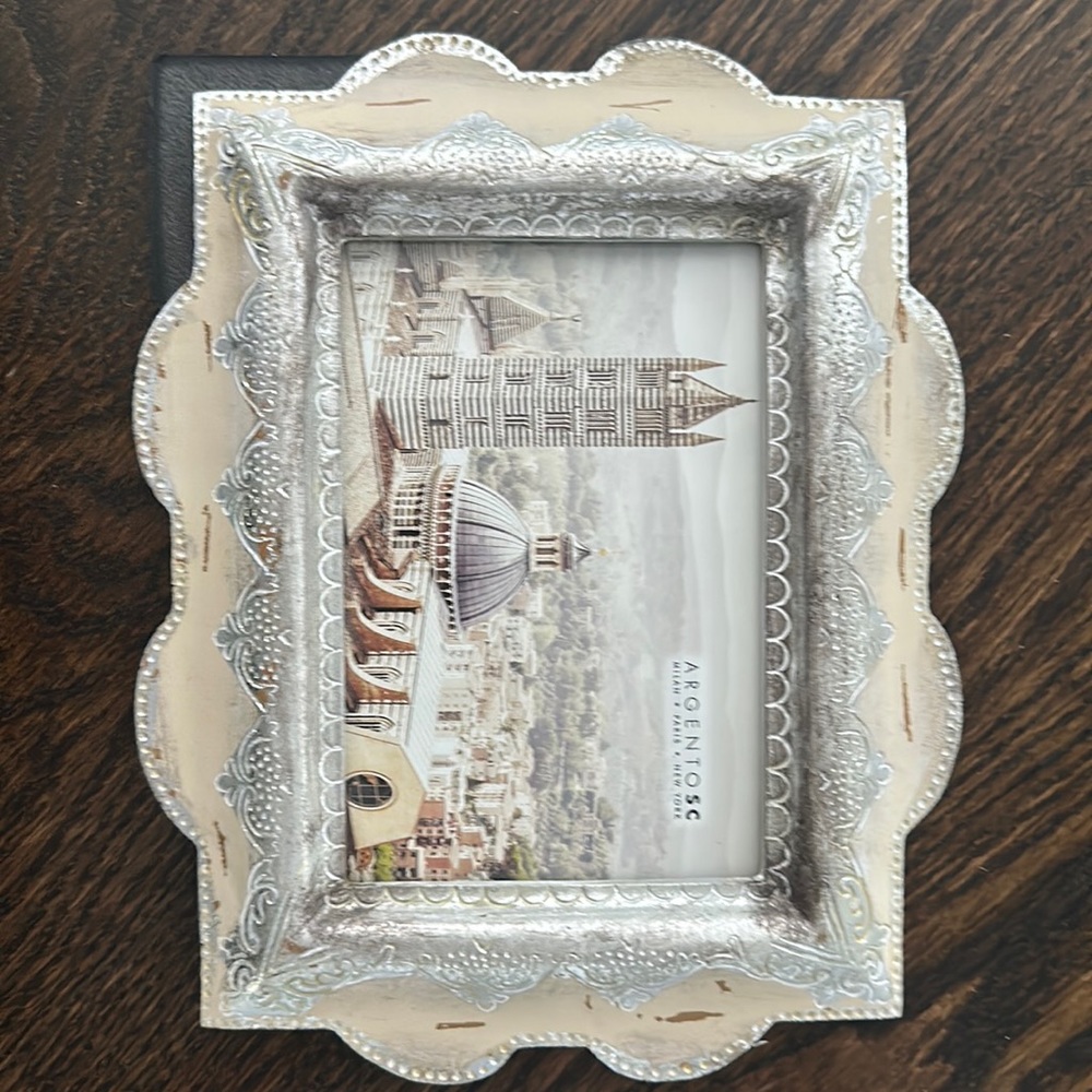 New Argento Sc picture frame. 4 x 6.  Nordstrom.